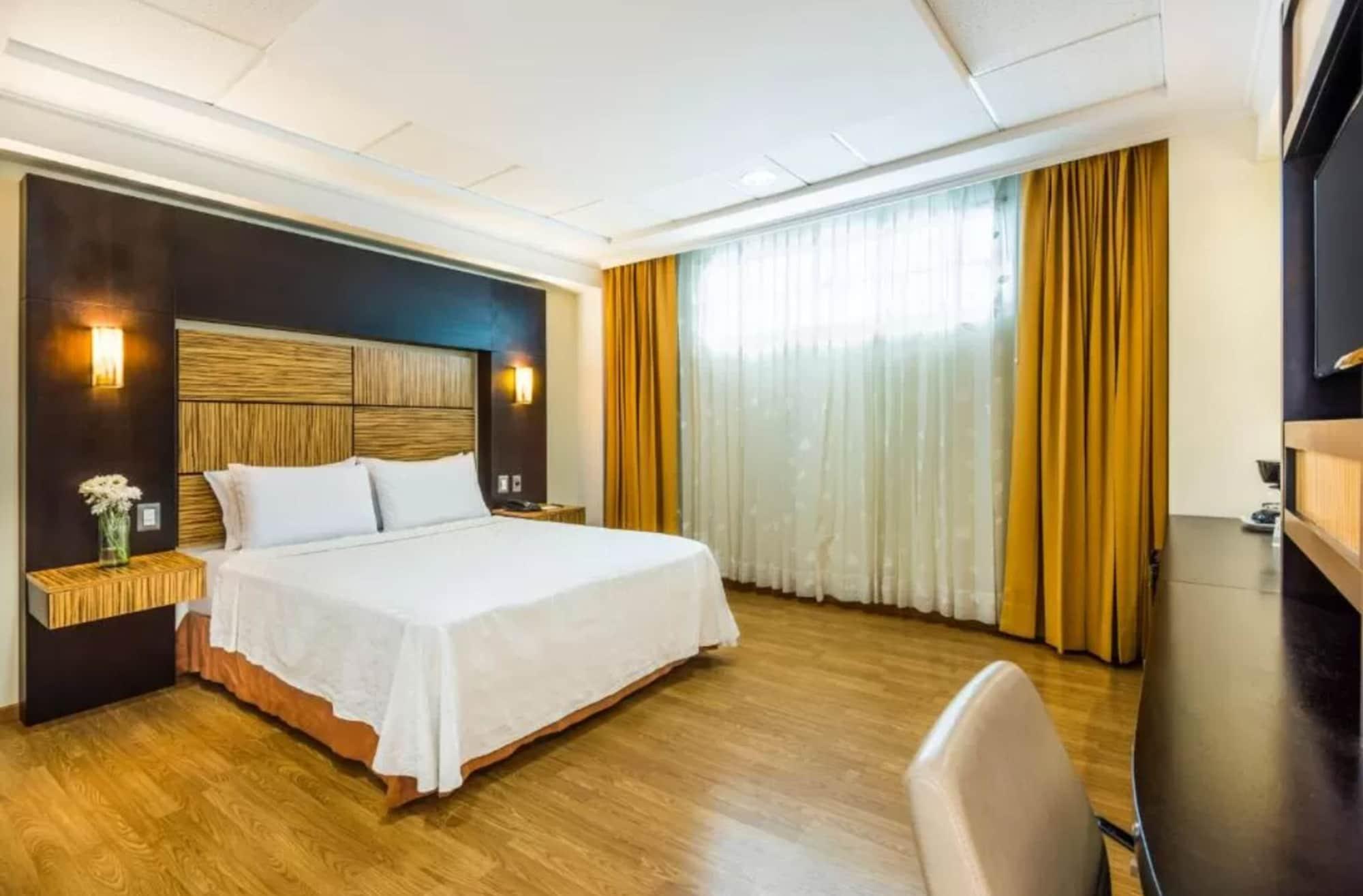 Gh Galeria Hotel Гуаякуил Екстериор снимка
